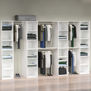 Garderobe indretning B: 330 cm